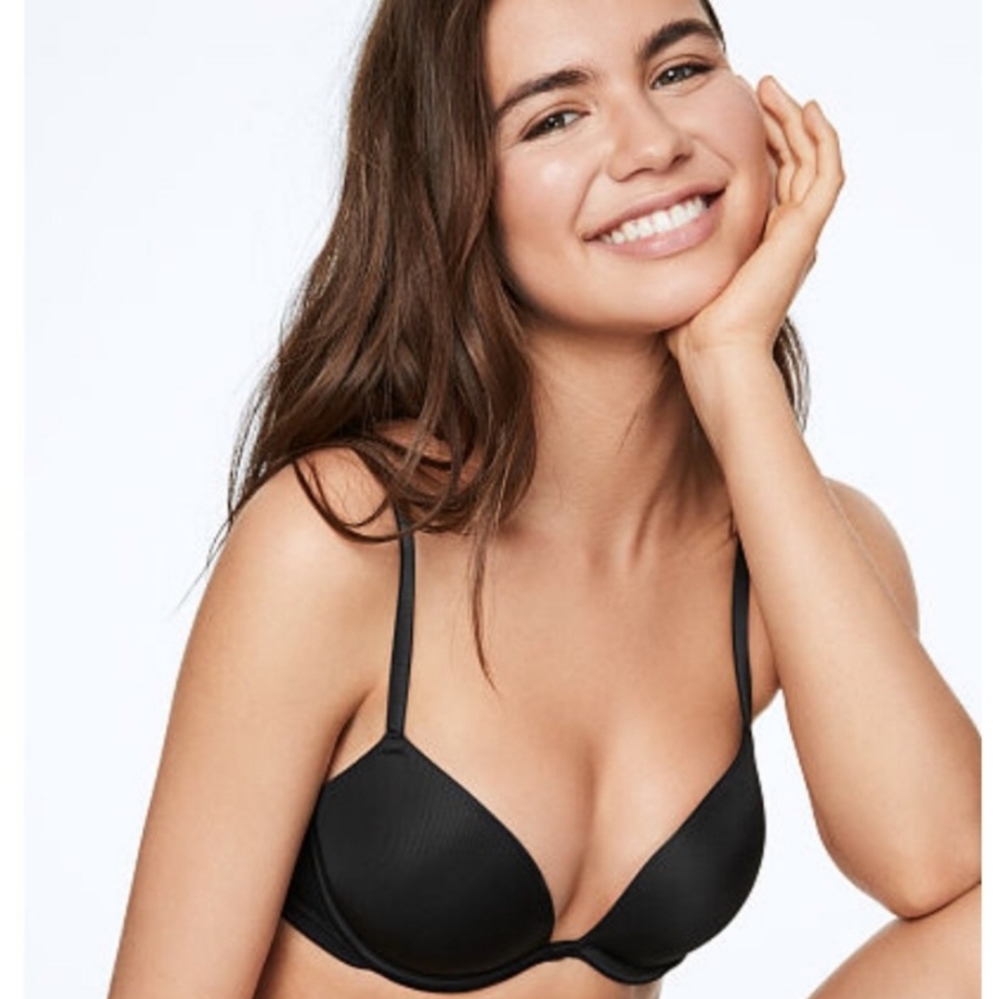 VS PINK Wear Everywhere Super Push-up Bra